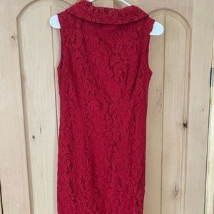 ADRIANNA PAPPEL RED DRESS 💃